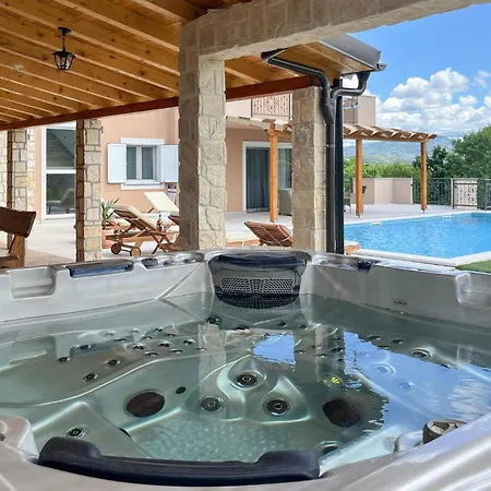 Dom wakacyjny Lovely Home In Ruzic With Sauna