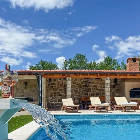 Awesome In With Jacuzzi Ferienhaus