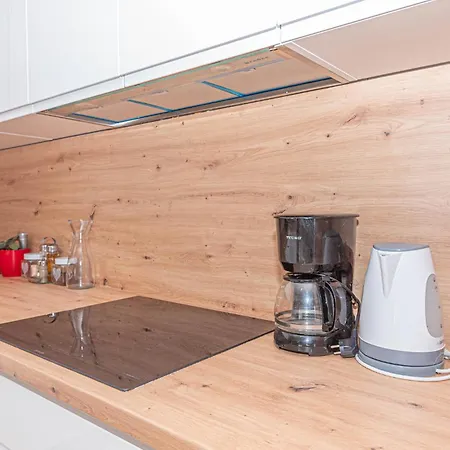 Awesome In With Jacuzzi *