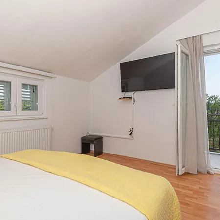 Dom wakacyjny Lovely Home In Ruzic With Sauna *