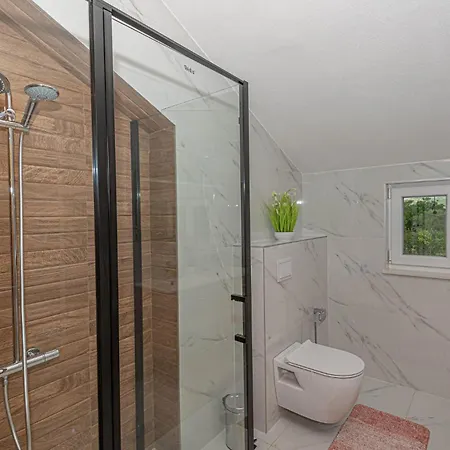 Lovely Home In Ruzic With Sauna Ruzic