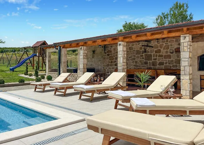 Awesome In With Jacuzzi Vakantiehuis Ruzic