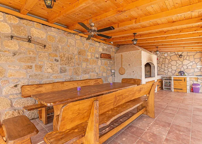 Ferienhaus Awesome In With Jacuzzi