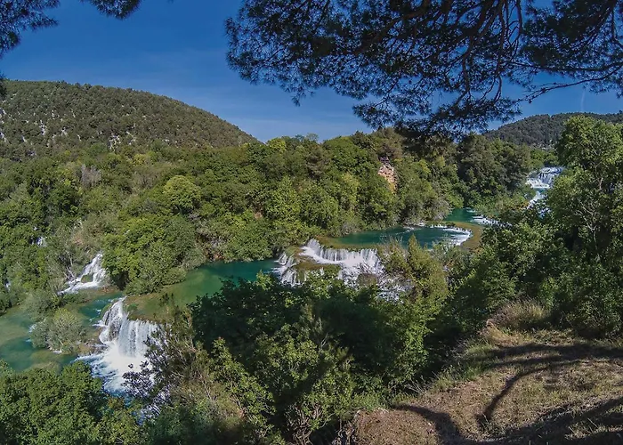 Vakantiehuis Awesome In With Jacuzzi