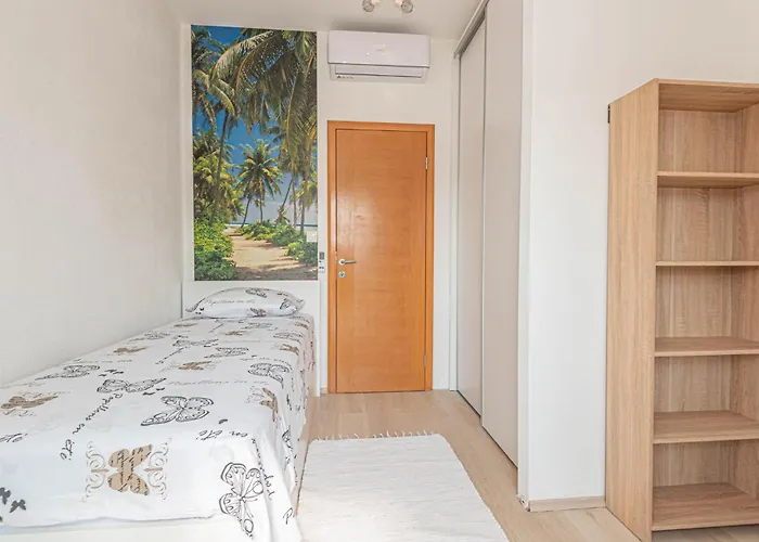 Awesome In With Jacuzzi Ruzic